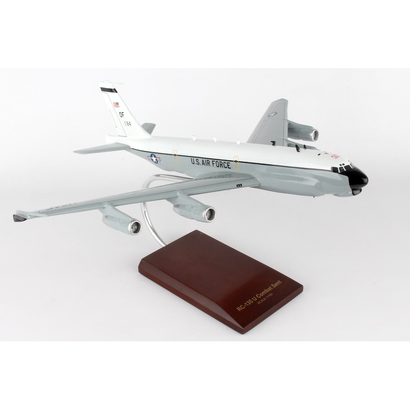 EXEC SER RC-135U COMBANT SENT 1/100 OLD ENGINES (CRC135UT)